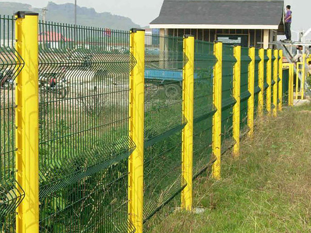 川森公路铁护栏安装方法