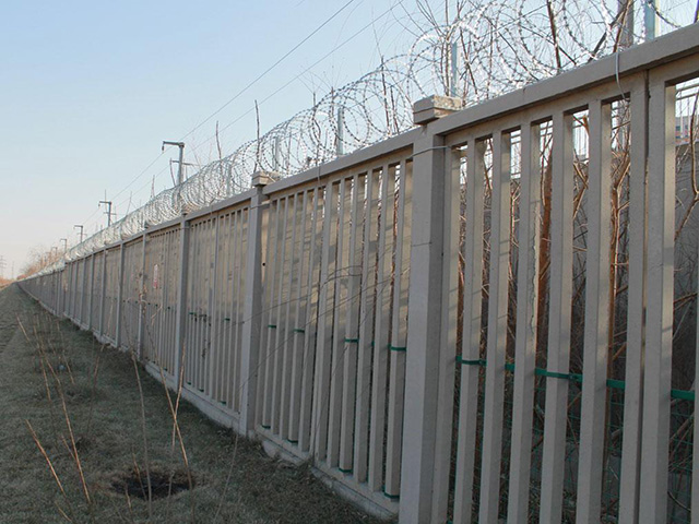 川森铁围栏栅栏安装视频