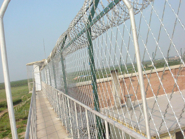 川森1米8高铁丝网围栏多少钱一米