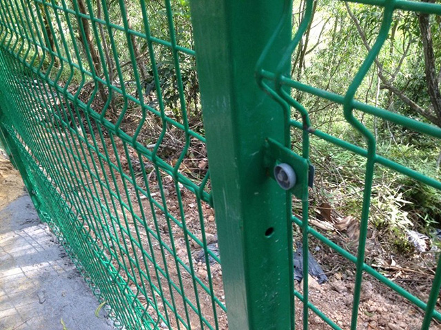 川森护栏网安装多少钱一米