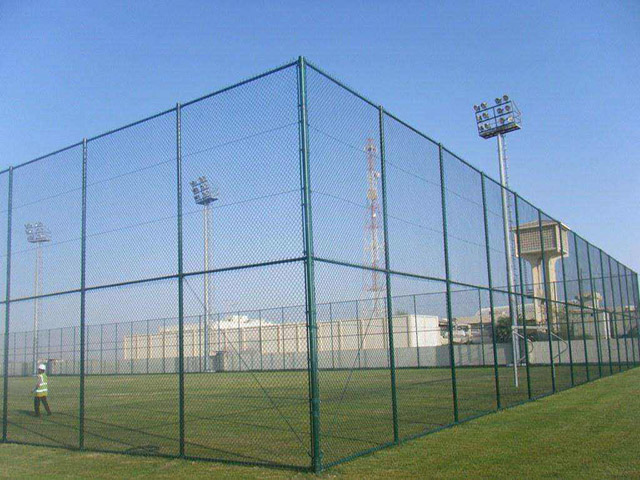 足球场护栏安装施工图几种分类你知道吗