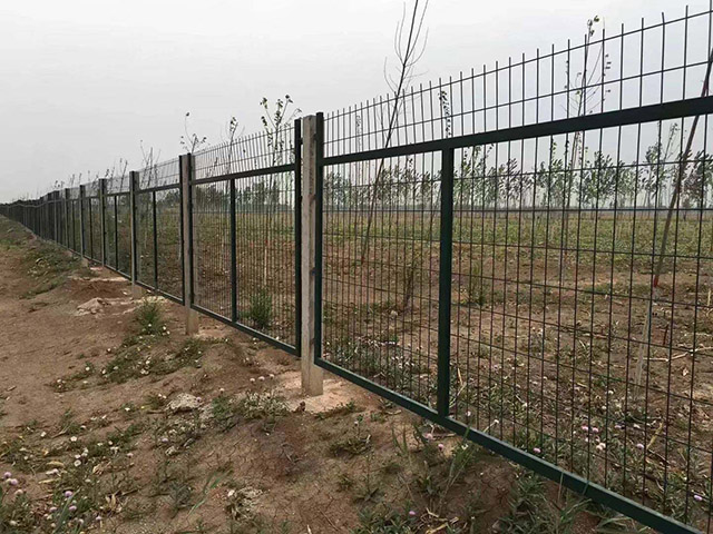武汉二手养殖护栏安装方法及立柱间距