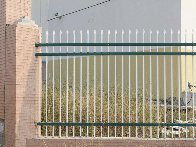 成都市崇州市养殖勾花网护栏安装要求