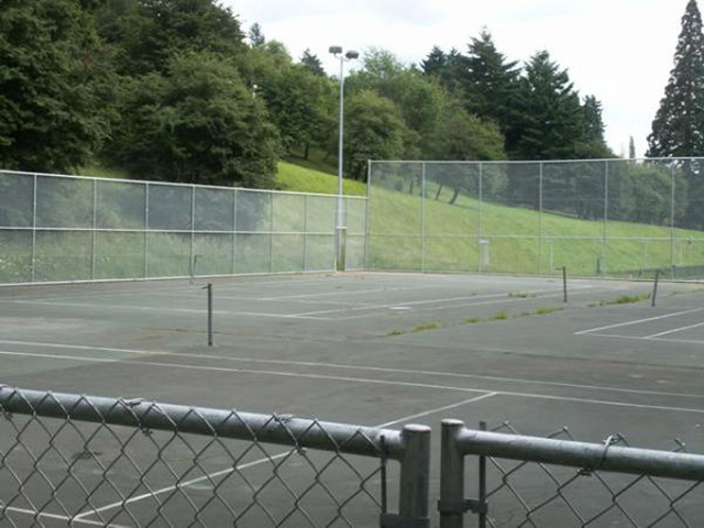 学校操场运动场田径场跑道护栏规格以及使用场合