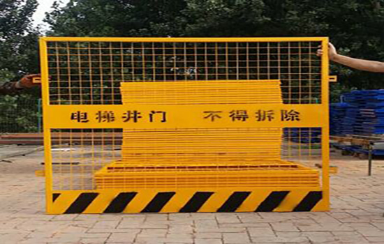 市政防护护栏用多高的合适?