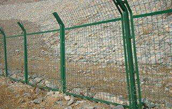 重庆黔江区护栏网围栏多少为一批