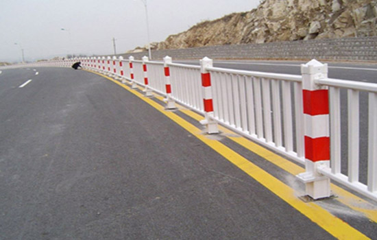 公路桥梁护栏优点