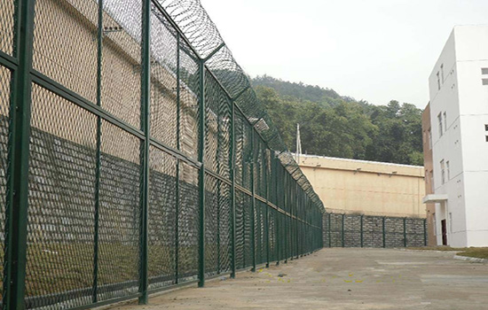 重庆渝北区双边护栏网安装单价