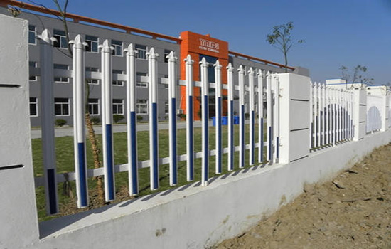 不锈钢庭院围栏图片安装方式哪种简便?