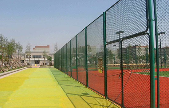 天津护栏制造有限公司如何让护栏网寿命更长