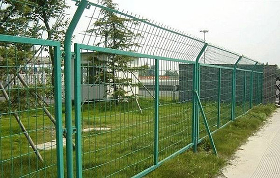 钢丝围栏